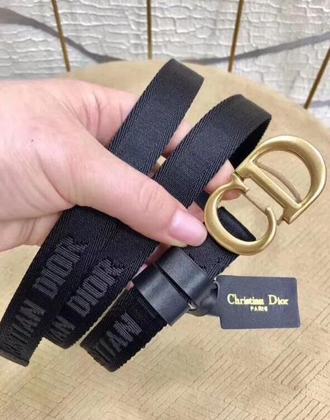 Hot sale 2020 Fashion Business style D belts design mens womens with black belt not with box as gift 6810sf