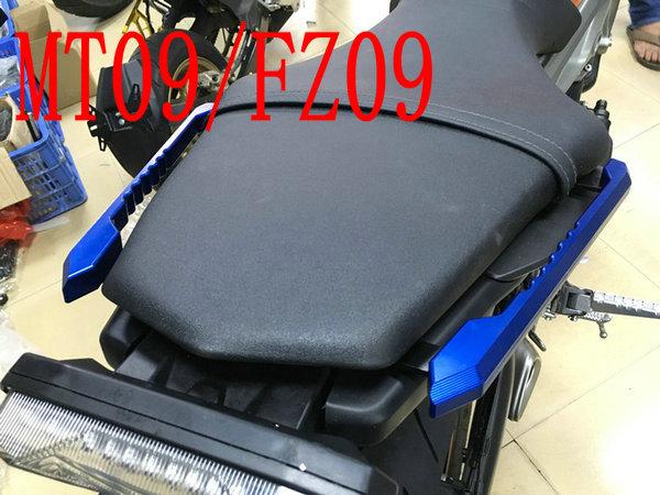 Rear passenger seat aluminum alloy handrail armrest For Yamaha MT09 FZ-09 2014-2016 Motorcycle Accessories