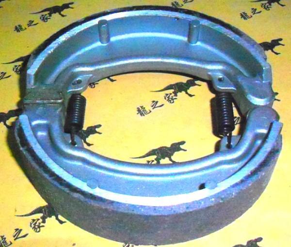 Free Shipping CBT125 Motorcycle Brake Shoes Brake Disks