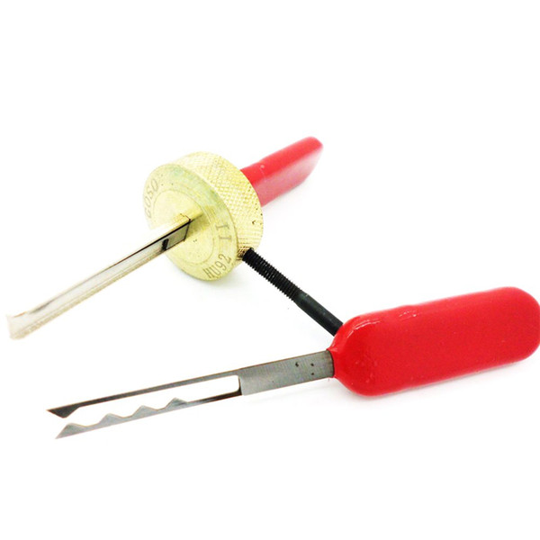 BMW HU92 II rake pick can use the supplied tension tool to apply a light tension to the lock