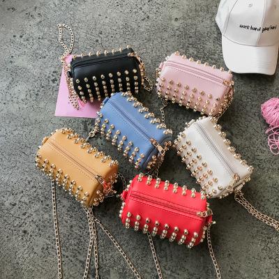 2018 New Kids Girl Mini Korean Full Rivet Cross Body Shoulder Bags for Children Baby Girls Coin Messenger Bag