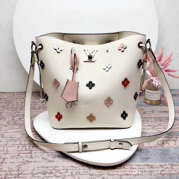 New Women's Bag Diagonal Leather Bag High Quality High-end Atmosphere White Beige