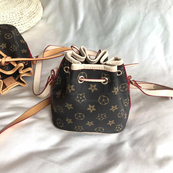 Children Kids Handbags Handbag 2 Colors Letter Drawstring Bucket Bag Mini Tote Purse Messenger Shoulder Bags For