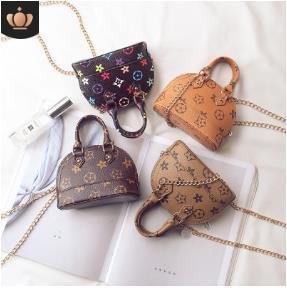 1pc 2019 Kids Purses Little Girls Gifts Toddler Purse Kid Mini Messenger Bag Children PU Leather Shell One Shoulder Bag