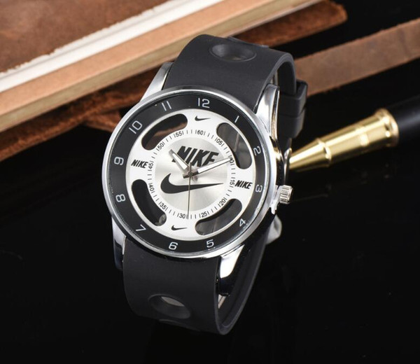 Leisure steel band men watch 2020 new waterproof quartz watch wholesale free shipping sb002