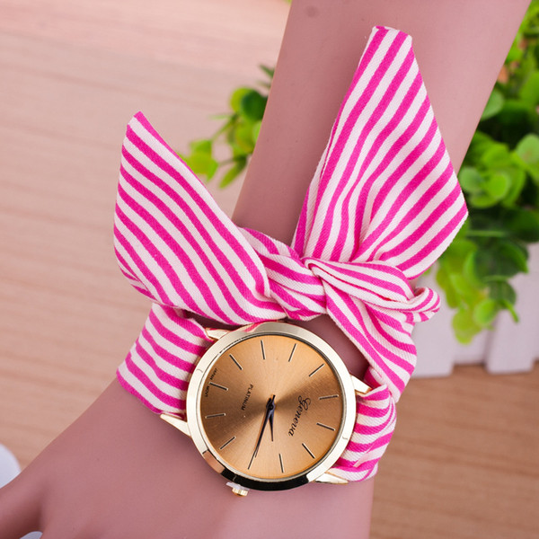 Women's Woven Belt Watch Horizontal And Vertical Striped Woven Belt Flower Table Geneva Women's Fabric Watch