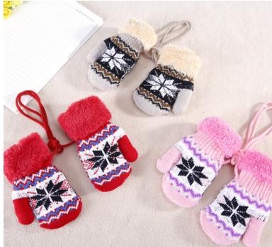 nkai Child's winter cotton warm gloves baby snow muffon with a pair of knitted mittens