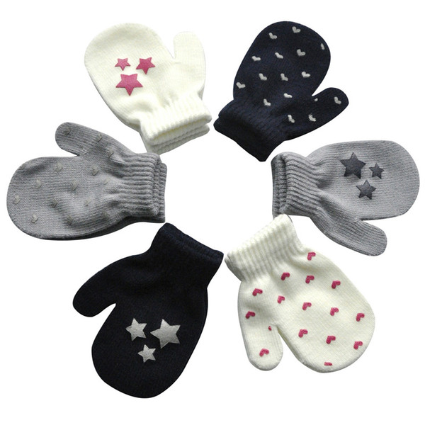 New kindergarten children's winter warmth wrap finger gloves baby printed love star cute little gloves