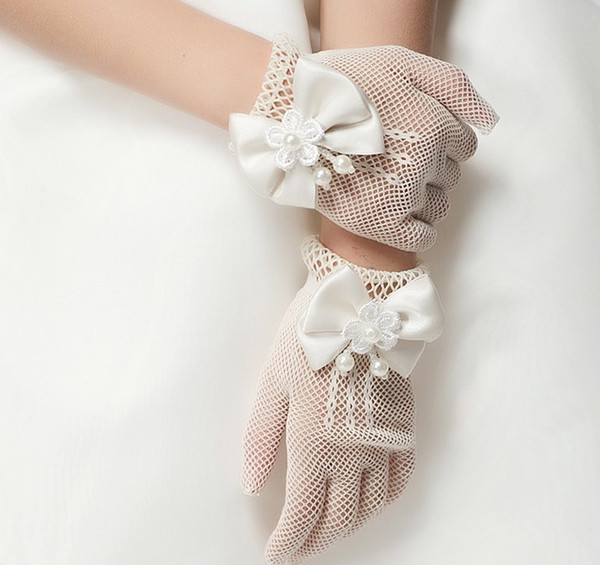 Pearl Bow Yarn Beads Flower Butterfly Hollow Children Girls Wedding Dresses Gloves Kids Formal Full Dress Figer Gloves Mittens White D4861