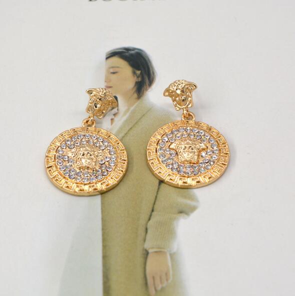 Exaggerated personality full diamond earrings Round lion head ladies earrings Gift fashion accessories