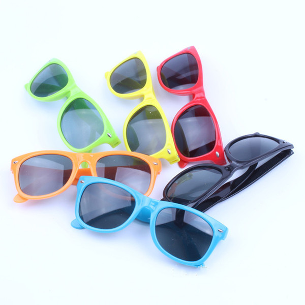 Children's Sunglasses New Rice Nail FashionFrame frame with the same color Children's Sunglasses Children's Plastic Sunglasses M054