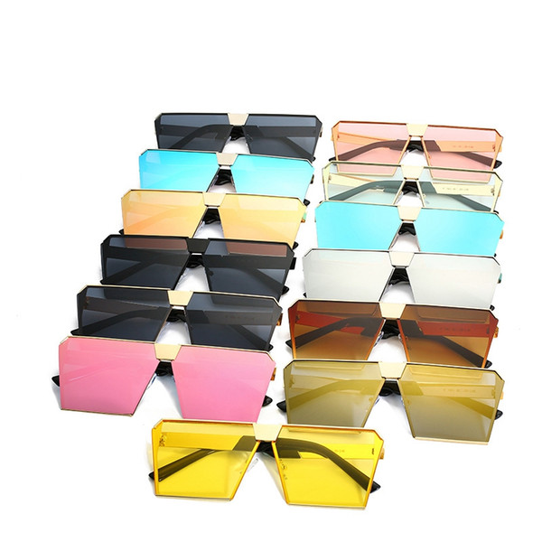 Vintage Oversized Sunglasses Women men Large Square Outdoor summer eyewear Men Transparent Frame Retro Sun Glasses UV400 AAA1850