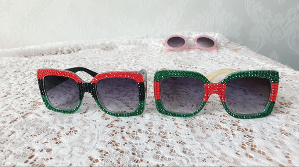 Children rhinestones sunglasses 2018 new kids rhinestones eyeglasses kids colorful wrap adumbral goggles fashion girls beach sunblock A00379