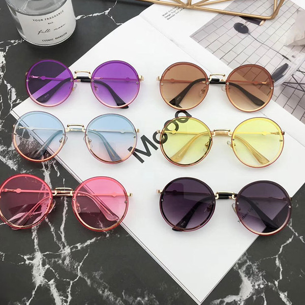 New Summer new Kids sunglass vintage style girls round Sunglasses boys beach protective girls Uv 400 adumbral sun glasses Kids223