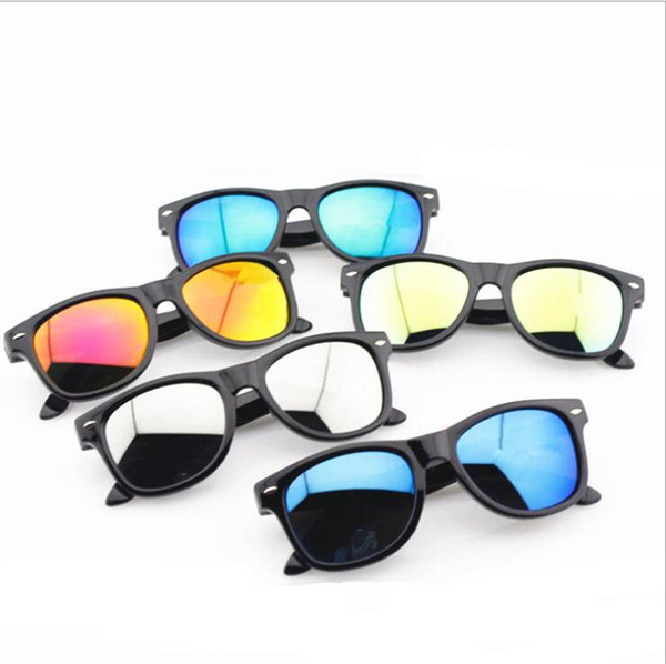 Fashion New Kids Sunglasses Relective Mirror Baby Sunglasses UV400 Fashion Kids Rivet Sunglasses Cool Boys Girls Summer Eyewear Sunblock