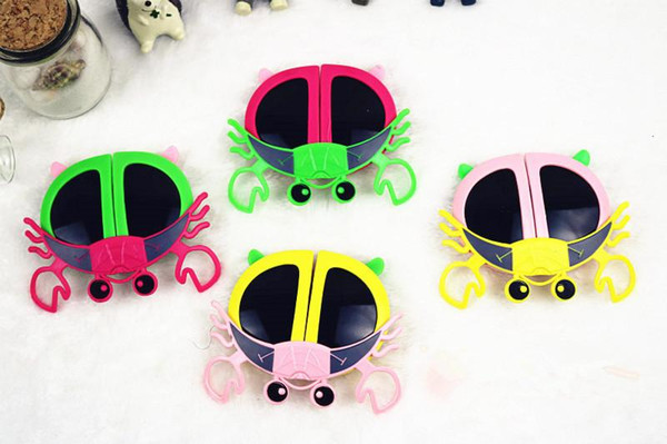 Kids sunglasses Fold Cartoon Butterfly Owl Fox Crab Panda Ladybird Peach Children sunblock UV Boys Girls glasses 10 styles