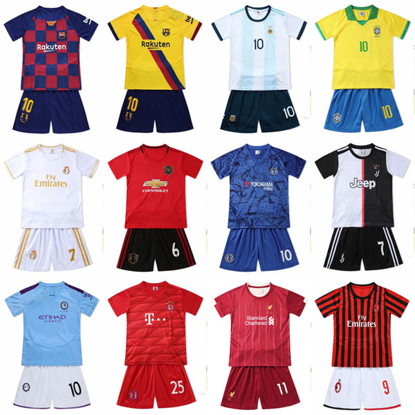 Wholesale sale 2019 super hot world football super star custom football apparel outdoor sports apparel for big kids