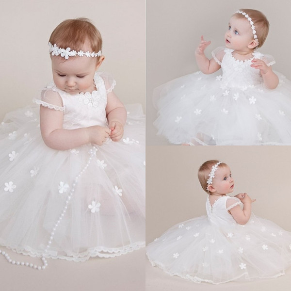 Lovely Appliques Christening Dresses For Baby Girls Beaded Jewel Neckline Floor Length Baptism Dress Tulle First Communication Gowns