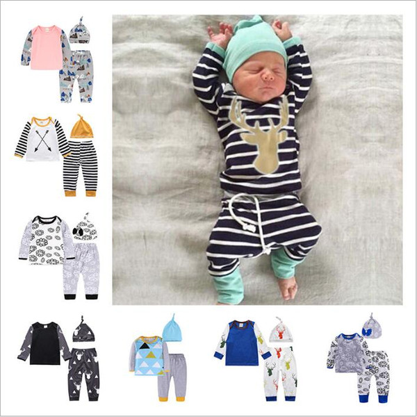 Baby Clothes Boys Christmas Clothing Sets Kids Fashion Suits Boys Ins Boutique Tops Pants Hats Outfits Newborn Xmas Printed Coat Pants B4349