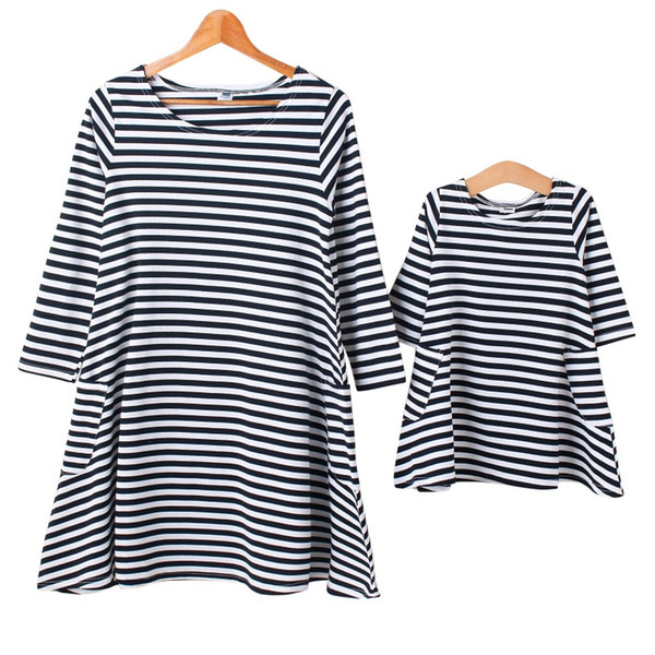 New Arrival 2016 New Spring&Summer Style Family Matching Outfits Mother And Daughter Fall Full White Black Striped Dress A122