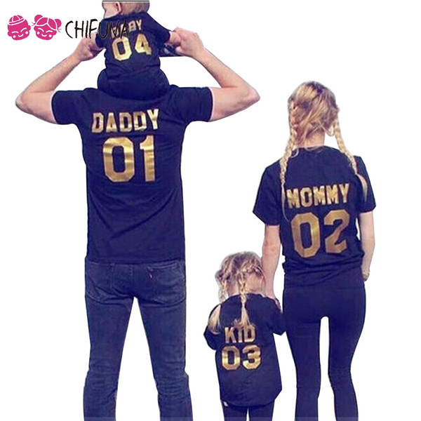 chifuna New Arrival 2017 Family Look Summer Fashion Dad Mum Baby T-shirts Outerwear Number Printed Family Matching Outfits