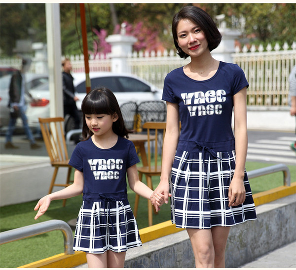 mother daughter dresses Family set clothes summer cotton short-sleeve Parent-child outfit Black and white stripes dress Mother and daughter