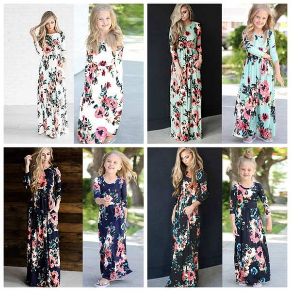 Family Matching Outfits Floral Girls Mom Maxi Dresses Mother and Daughter Holiday Dresses Kids Mommy Clothing 5 Designs Optional YW2386