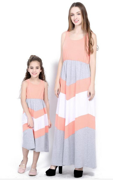 2018 Mother daughter dresses summer stlye family look clothing mom and daughter dress Pure color stripe splicing dress dress mommy and me cl