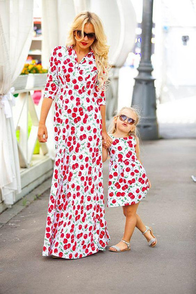 Mother daughter dresses Cherry 2017 Print dress Family Matching Outfits Half Sleeve Mother's dress and middle sleeve Girl Dress