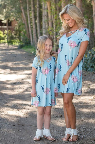 Family outfits Mother daughter Dress 2017 Summer New design Fashion Cross V neck Knee length For kids Mom Dress