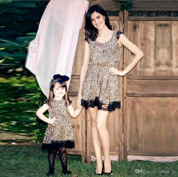 Mother & Kids Family Matching Outfits 2017 Mother and daughter Sleeveless Dresses Leopard lace dress Summer New fashion hot sale