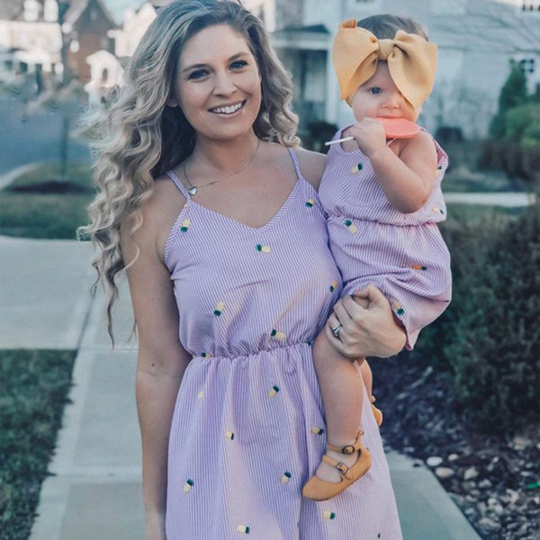 Mother And Daughter Pineapple Dresses 2019 Family Matching Clothes Mommy And Me Summer Clothes Mom Daughter Suspender Dress