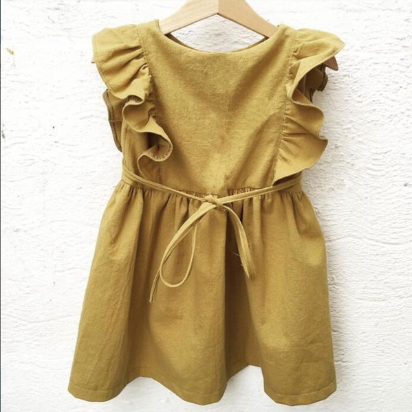 Wholesale Baby Girls Yellow Dresses Children Clothing Summer Kids Flare Sleeve Ruffle Cotton Linen Dress Beautiful Girls E90235