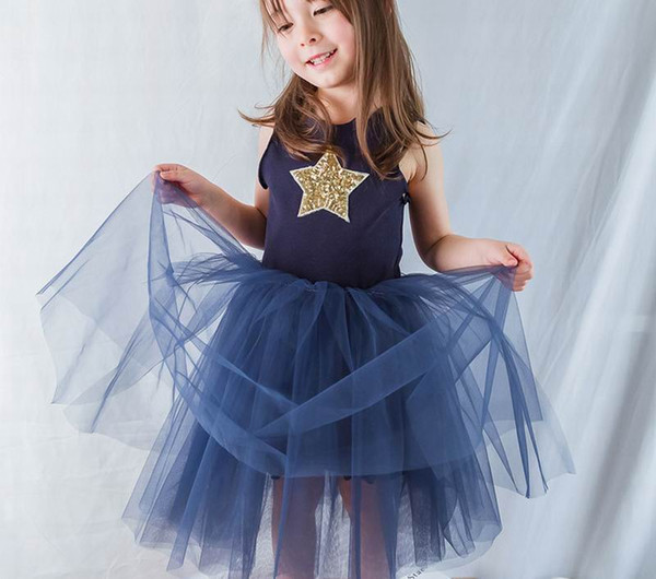 Wholesale 2019 Summer Princess Dress for Girls Sleevless Sequins Star Gauze Fluffy Dress Children Clothing 2-6T E9123