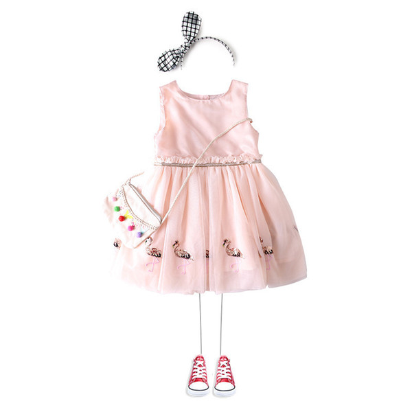 Children's Clothes 19 Summer New Pattern Girl Dress Children Baby Net Yarn Splicing Stick Slice Swan Skirt