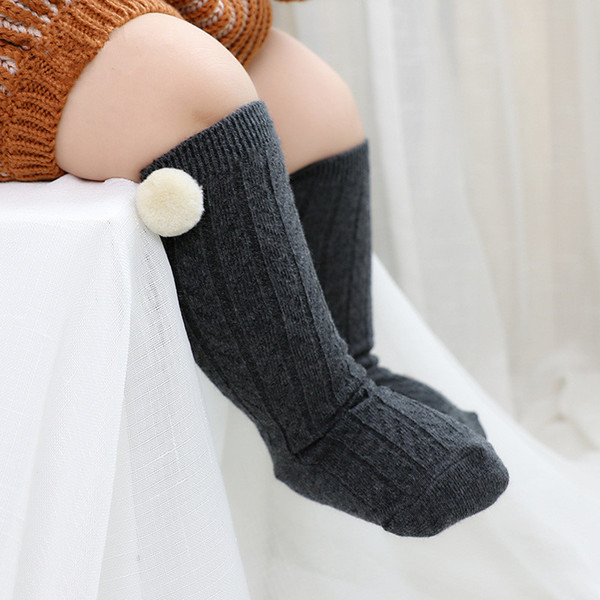 Wholesale 0-4T Cotton Baby Socks Plush Ball Knee High Kids Boy Girls Socks Anti Slip Leg Warmer Socks Newborn Long Tube Booties Sokken