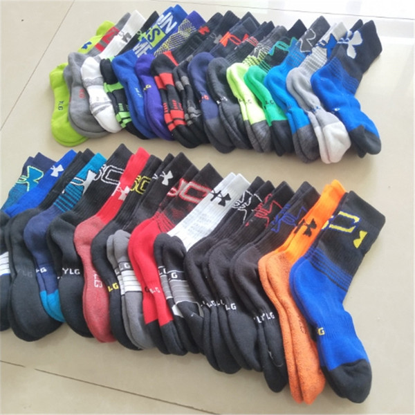 Brand U&A Men Kids Socks Under Sports Basketball Stockings Children Cotton Screw Mid-calf Sock Boys Girls Hosiery Winter Autumn Socks 2019