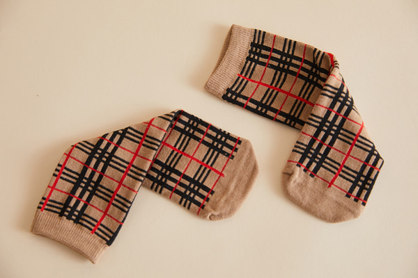 2019 new winter children's socks Japanese Institute of wind plaid striped stockings baby socks Children's high socks