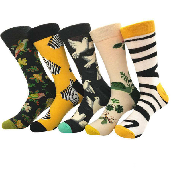 2019 new European and American socks personality graffiti hit color series flower and bird figure cotton socks Designer men's stockings