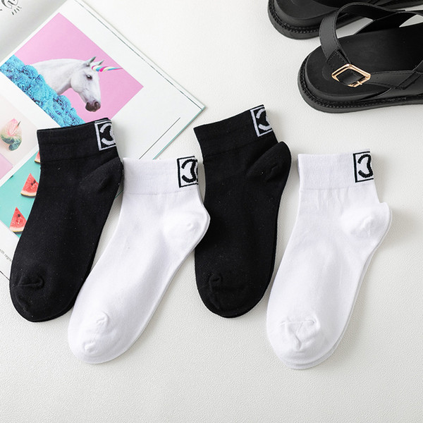 New summer women socks European and American fashion letters tide socks college wind cotton comfortable socks