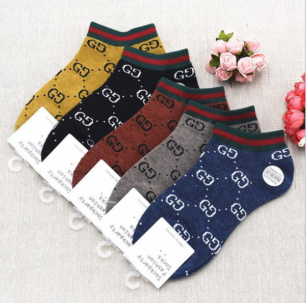 Hot Men Athletic Socks Sport Basketball Long Cotton Socks Male Spring Summer Running Cool Soild Mesh Socks For All Size free shipping RR-101