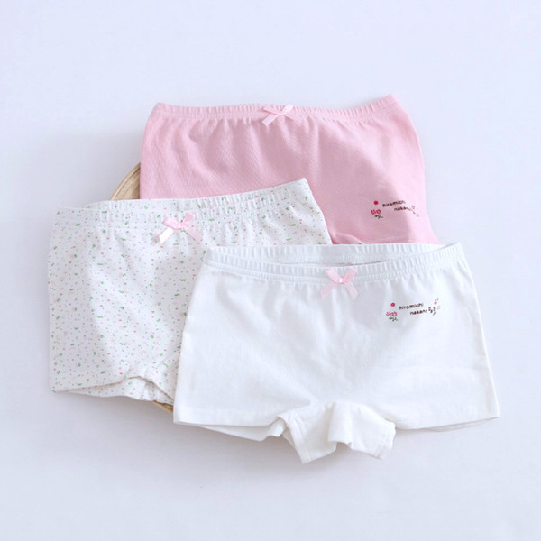 Baby girl underwear cotton female baby briefs do not clip PP three boxed parents pro girl bread pants flat angle