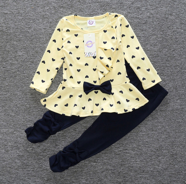 Fashion Sweet Princess Kids Baby Girls Clothing Sets Casual Bow T-shirt Pants Suits Love Heart Printed Children Clothes Set