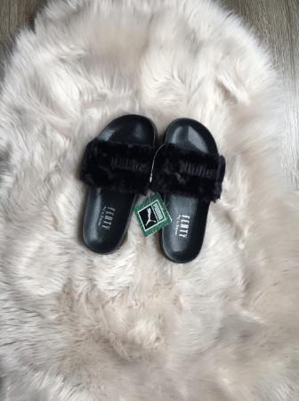 Hot Rihanna Leadcat Fenty Faux Fur Slide Sandal,Women Classical Fenty Slippers Black Slide Sandals Fenty Slides