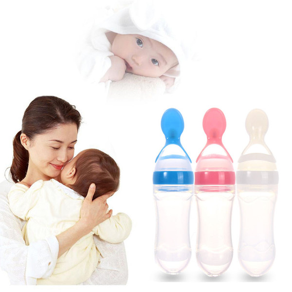 Hot Selling Infant Silicone Weaning Tableware Baby Feeding Bottle With Spoon Squeeze Food Rice Cereal Feeding Bottle