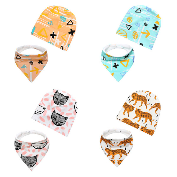 2018 New Infant Baby Bib 2pcs/set Cotton Double Layer Triangular Towel Burp Cloth and Newborn Hat Cartoon Bibs Newborn Burp Cloths