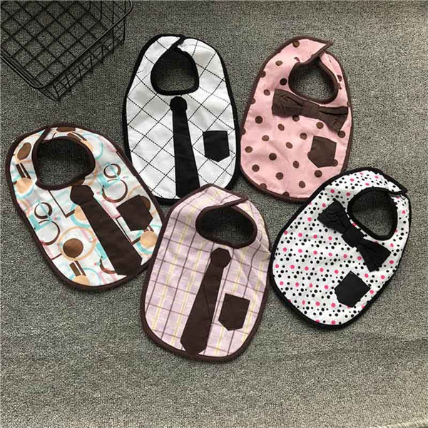 Cartoon baby bibs cotton necktie boys Bibs bow tie Baby Burp Cloths Newborn Baby Clothes Boys Girl Bibs Kids Bib Infant Burping Cloths A4307