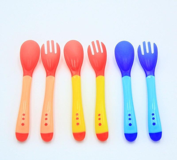 Baby Temperature Sensing Spoon and Fork Safety Feeding Flatware Baby Feeder Utensils Feeding Spoon Tableware c025