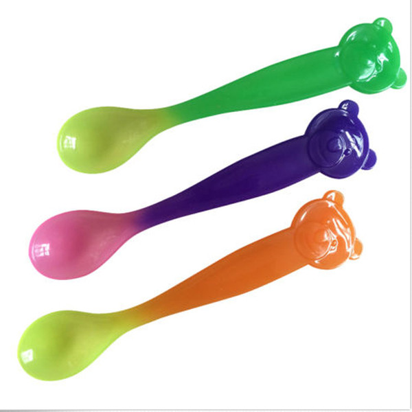 2018 High Quality 1Pc Safety PP Temperature Sensing Spoon Baby Flatware Kids Tableware Baby Utensils 15X3.5cm