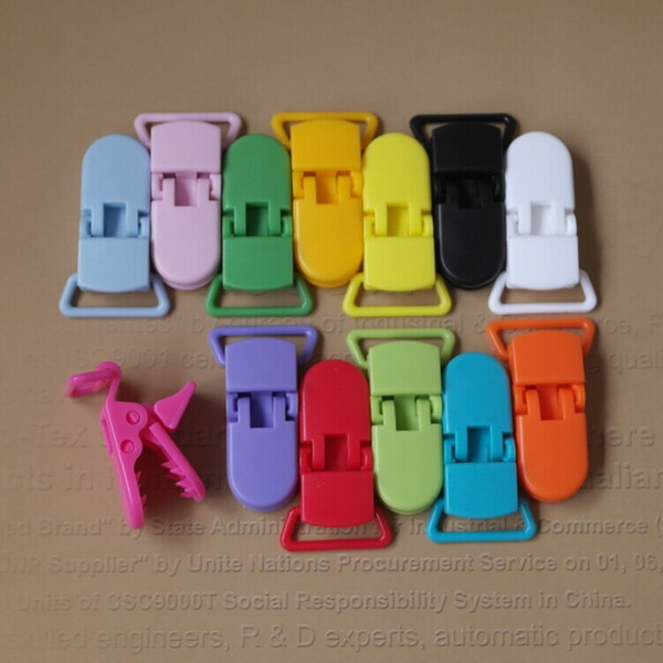 2.0cm D shape Kam Plastic Baby Suspender Pacifier Dummy soother Chain Holder Clips for 20mm ribbon